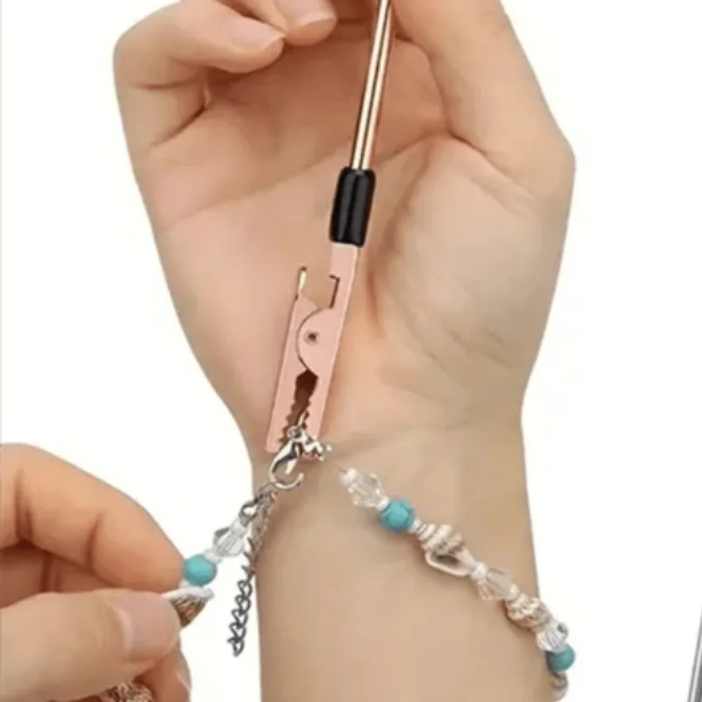NEW Bracelet Clasp Assistant Tool